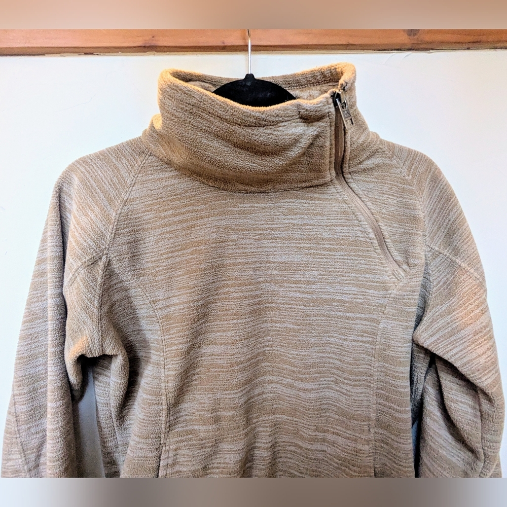 Avalanche Asymmetrical Fleece Pullover